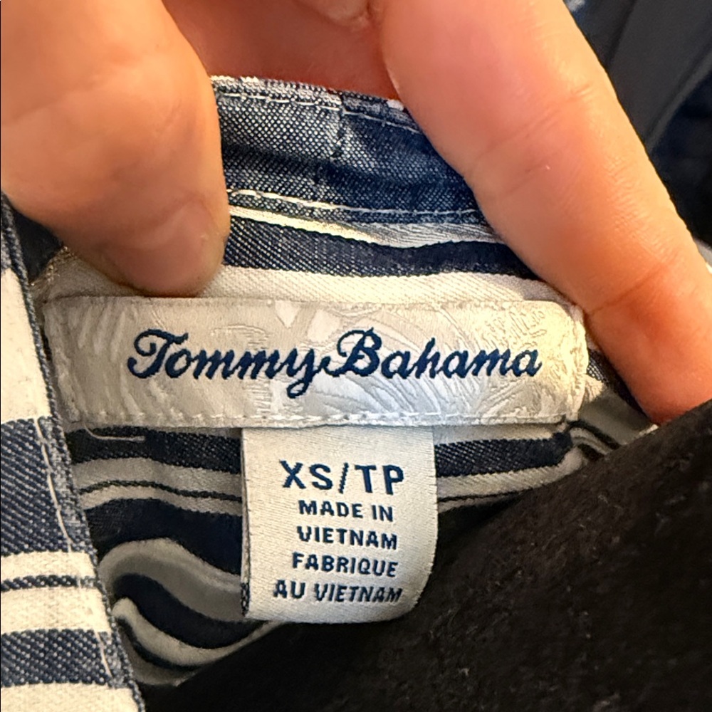 Tommy Bahama Blue White Striped Roll Tab Sleeve Shirt Women XS Casual Top - Picture 2 of 13